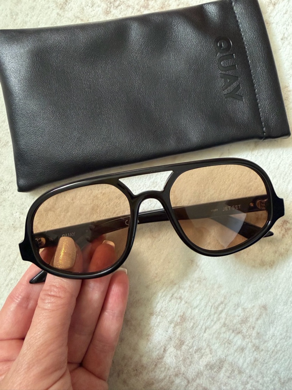 Quay Australia Jet Set Oversized Aviator Sunglasses Black Brown Gradient